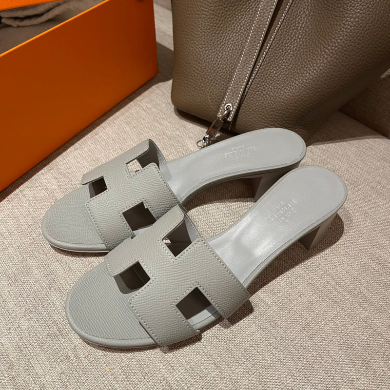 Sandália Hermès