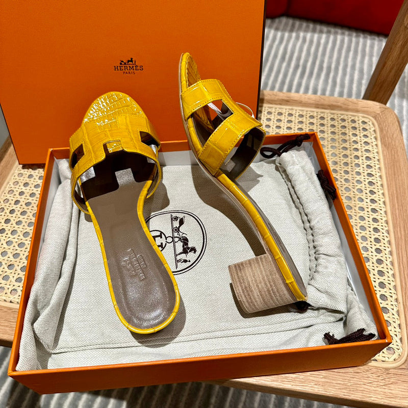 Sandália Hermès