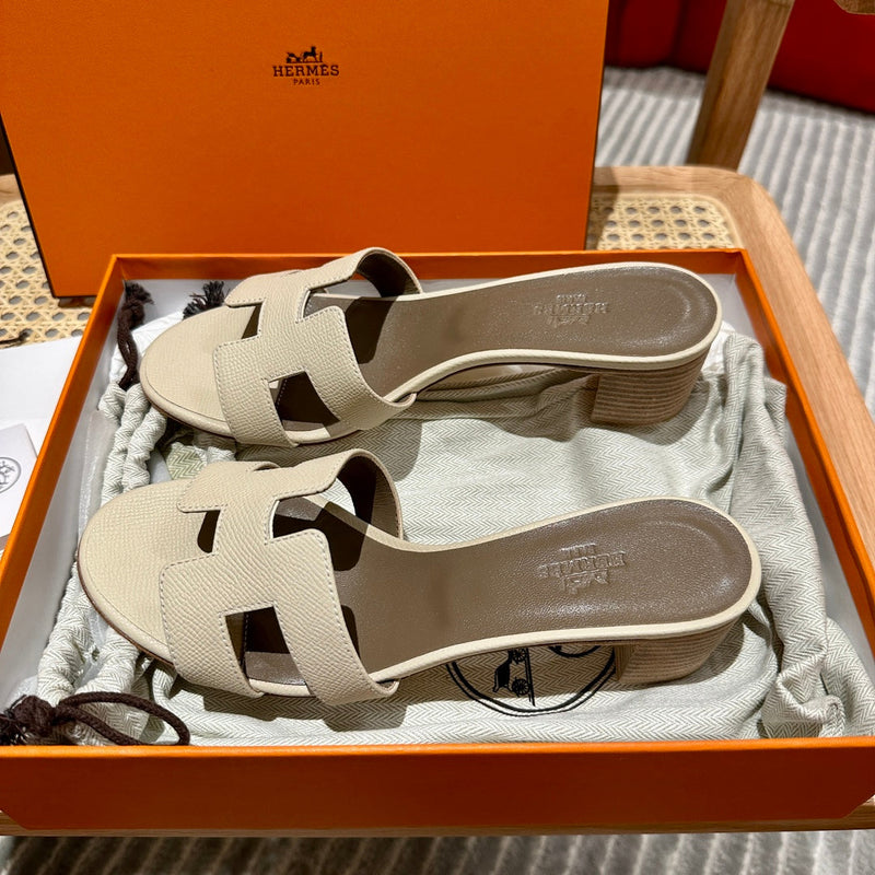 Sandália Hermès