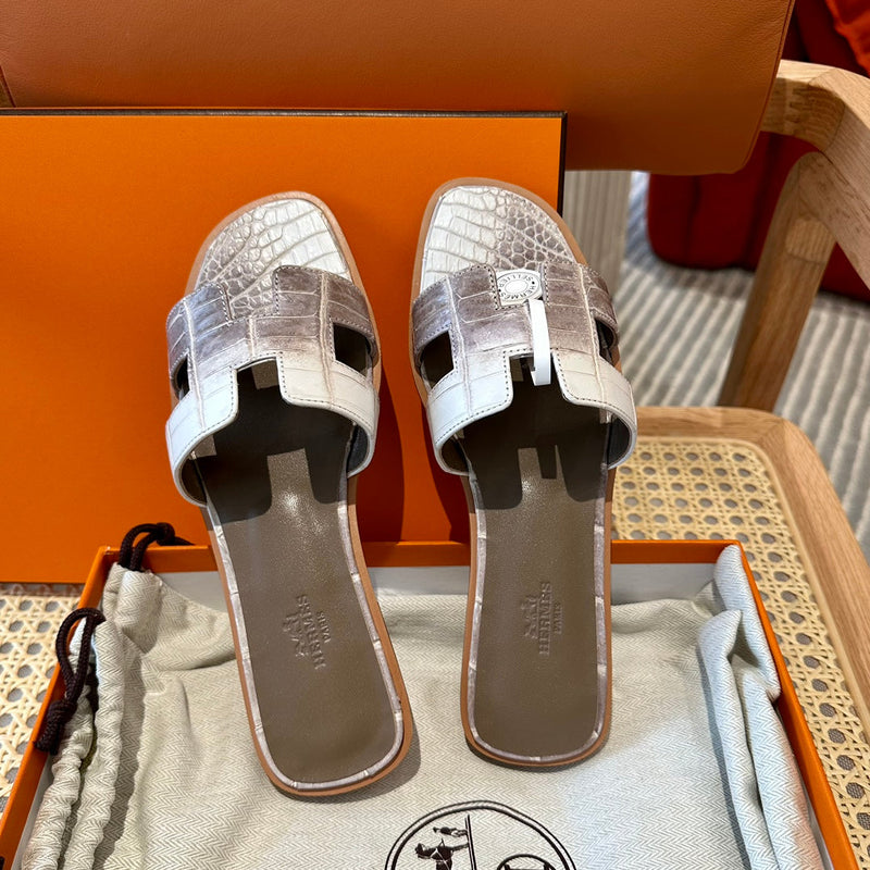 Sandália Hermès