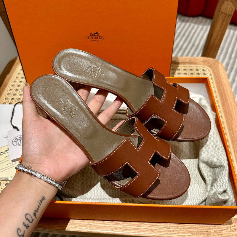Sandália Hermès