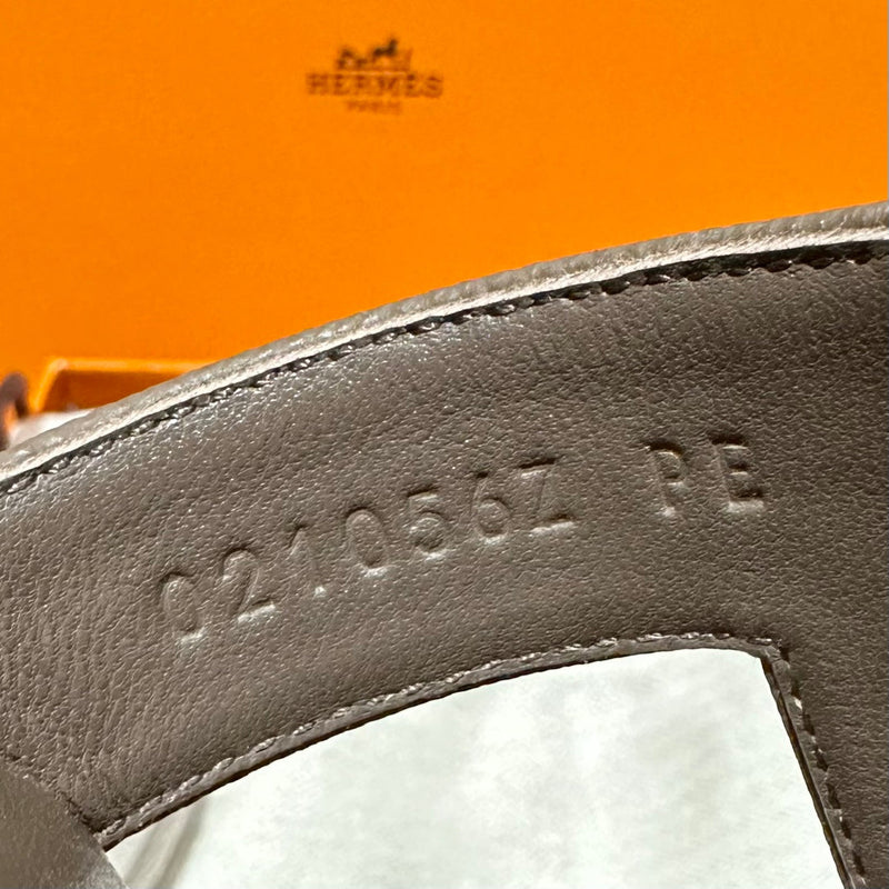 Sandália Hermès