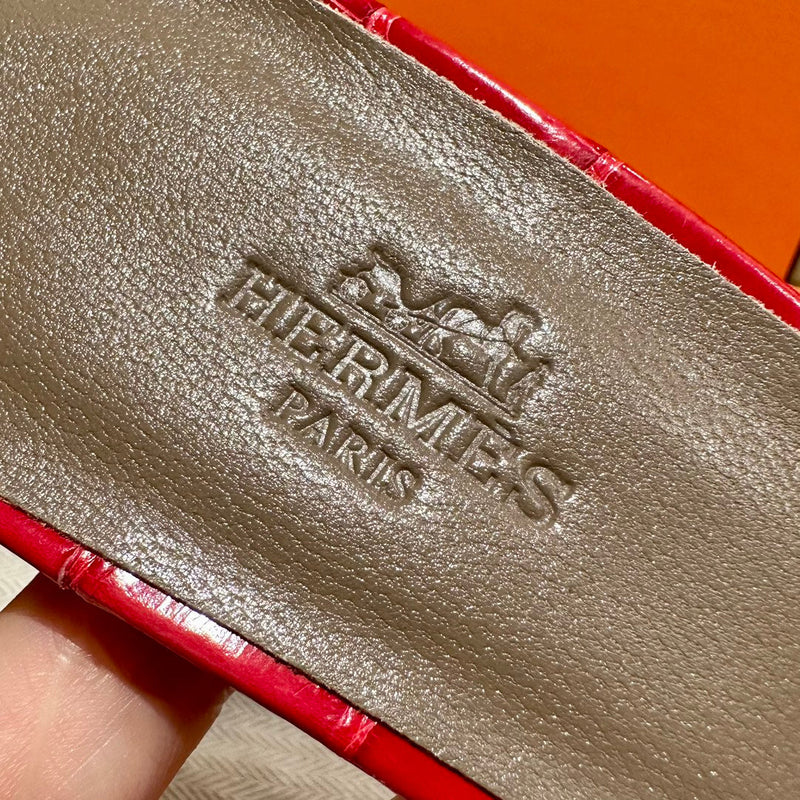 Sandália Hermès