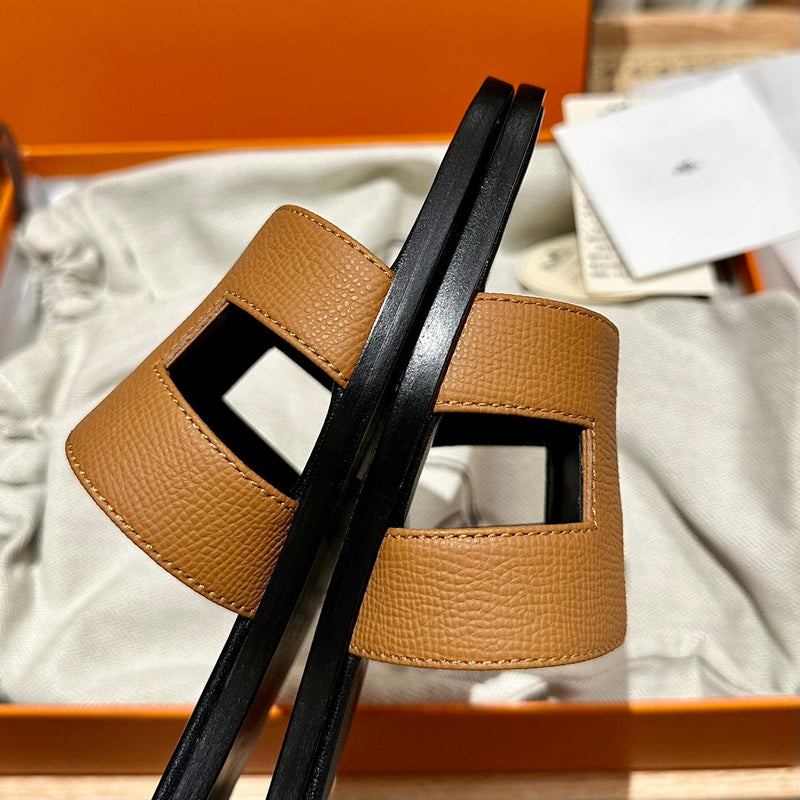 Sandália Hermès