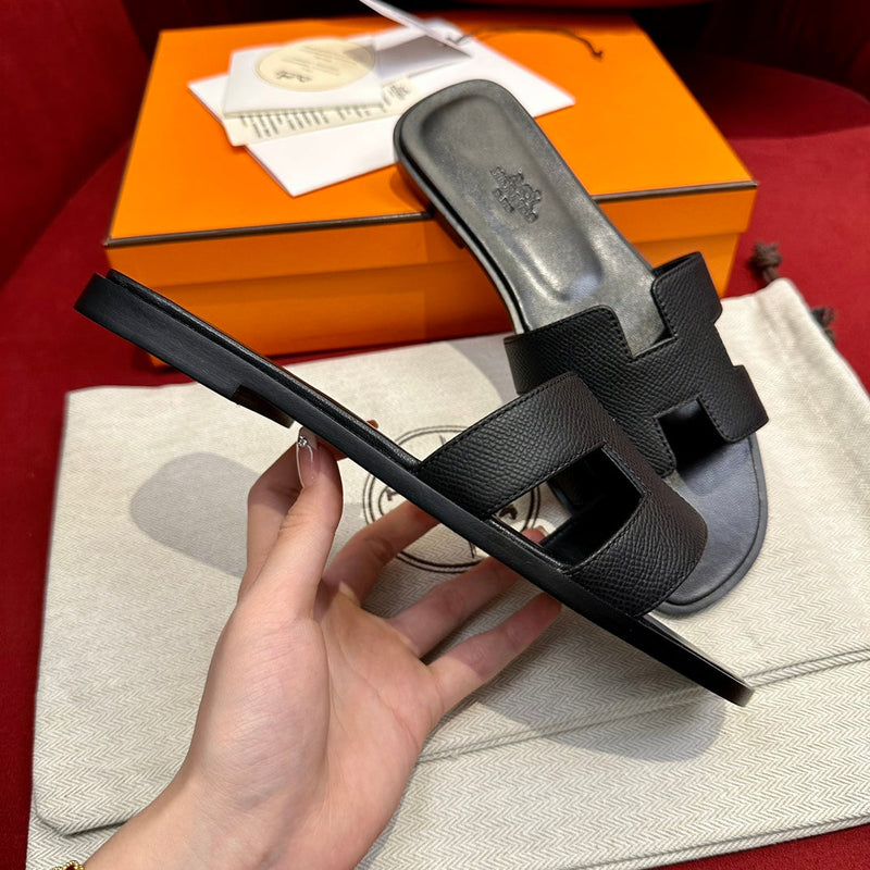 Sandália Hermès