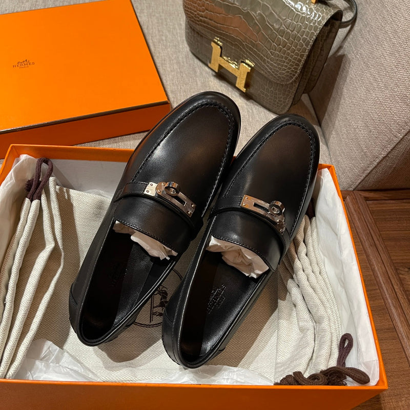 Sandália Hermès