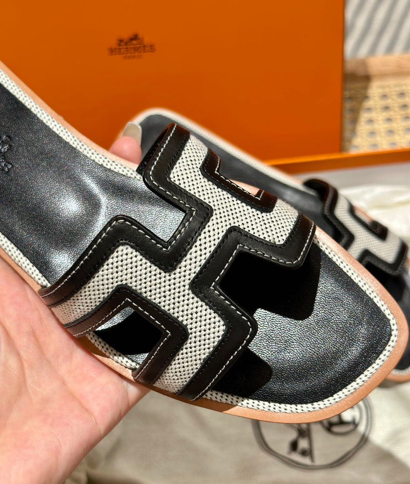 Sandália Hermès