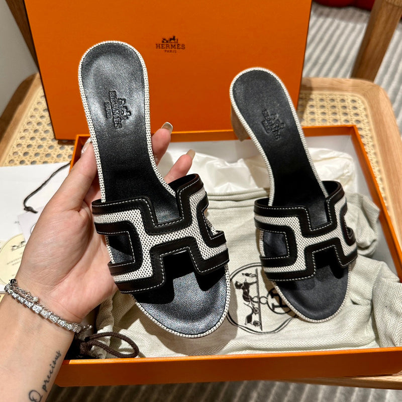 Sandália Hermès