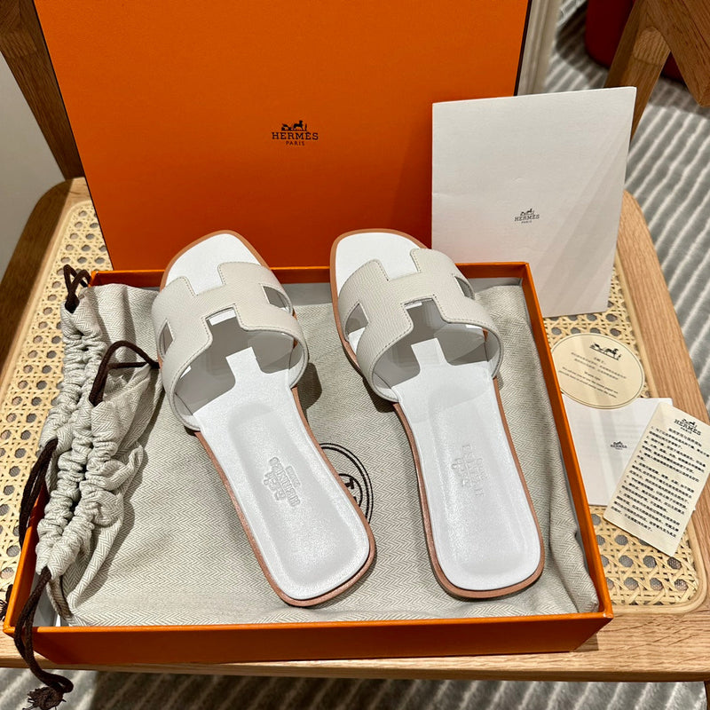 Sandália Hermès