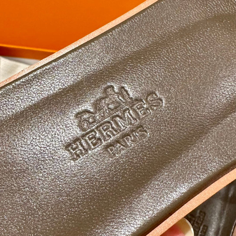 Sandália Hermès