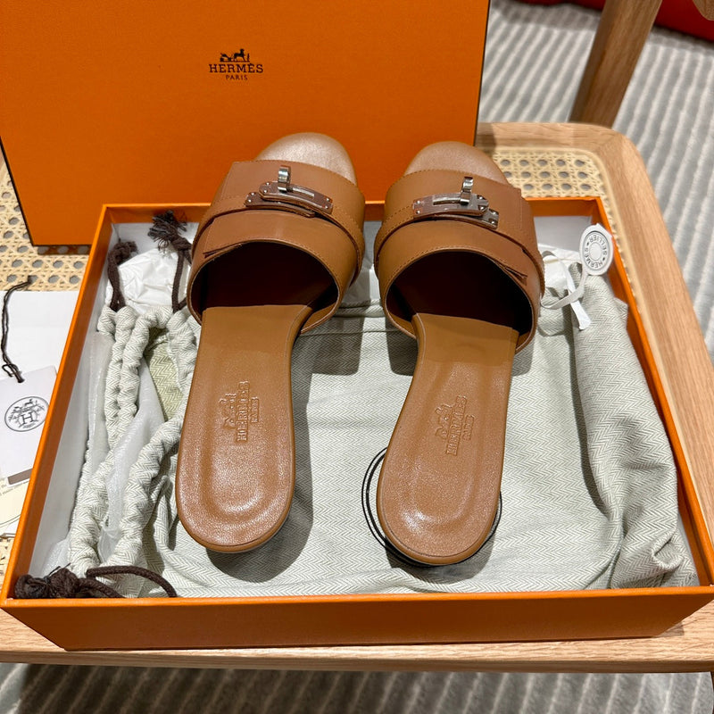 Sandália Hermès