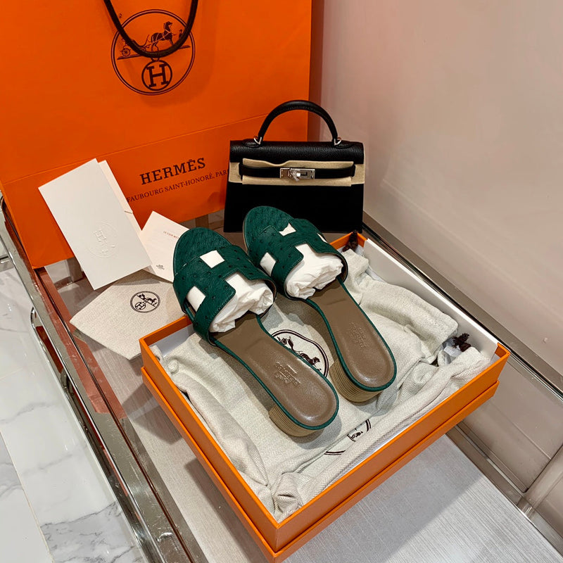 Sandália Hermès