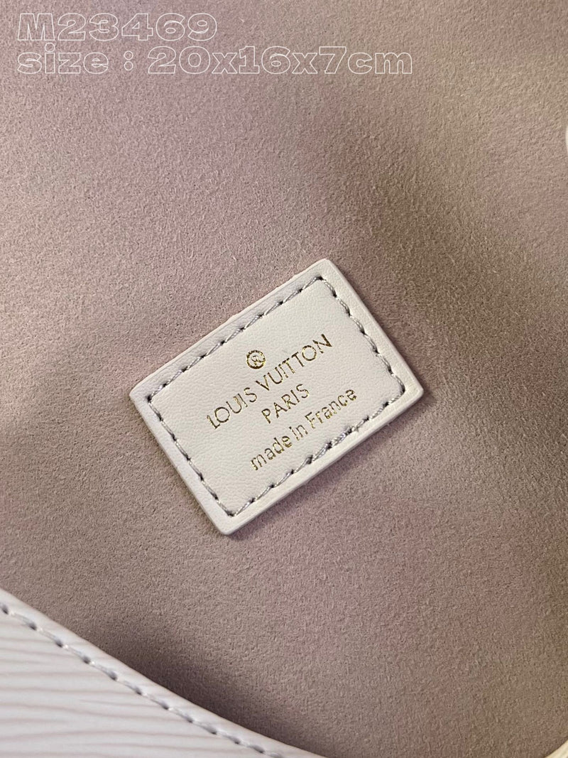 Bolsa Louis Vuitton Saumur BB