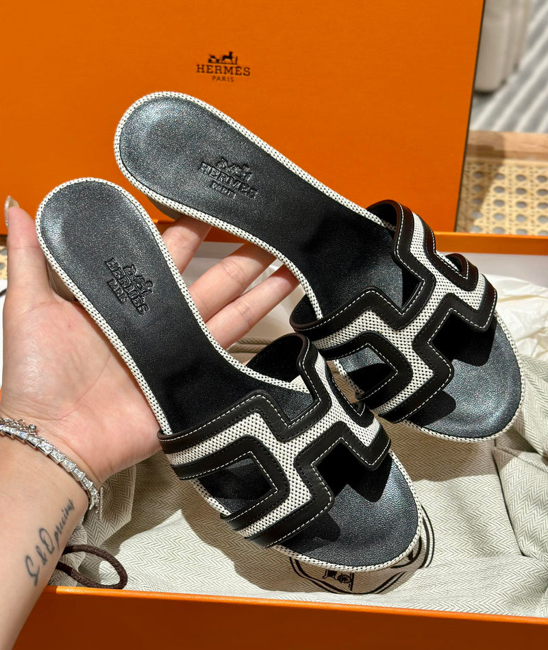 Sandália Hermès