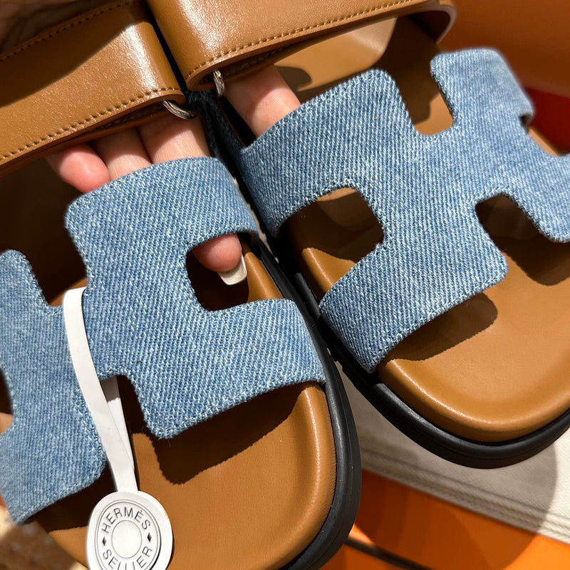Sandália Hermès