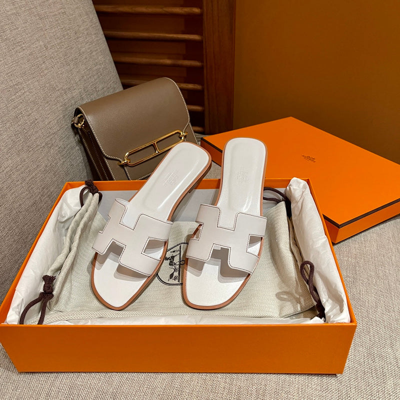 Sandália Hermès