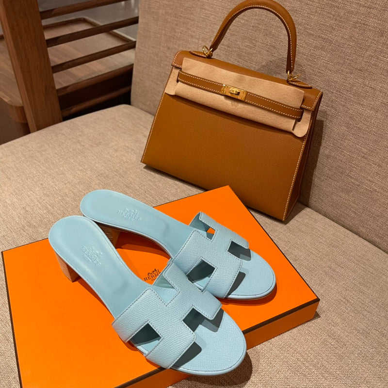 Sandália Hermès