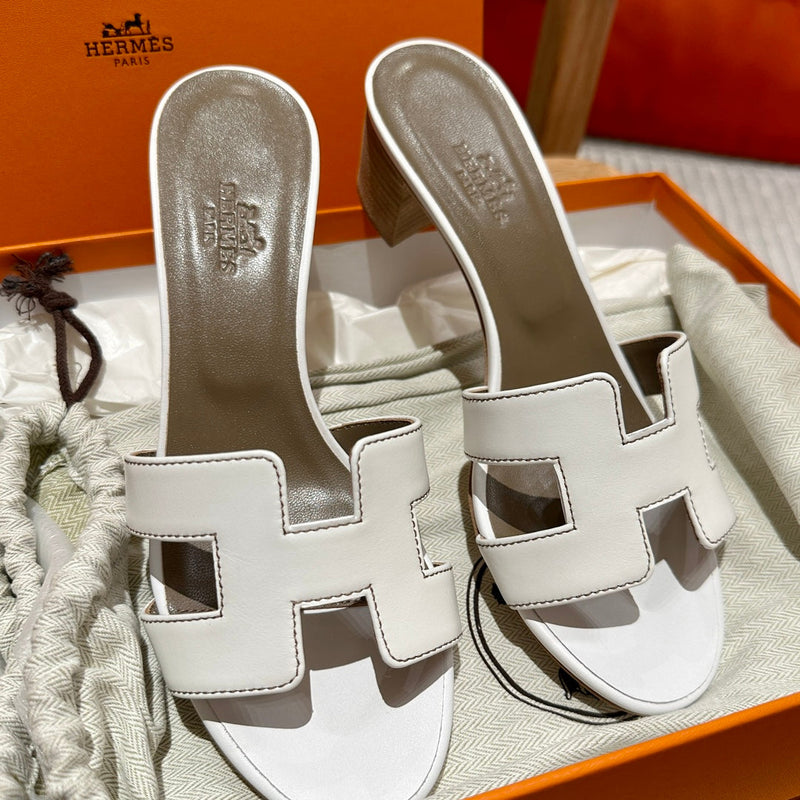 Sandália Hermès