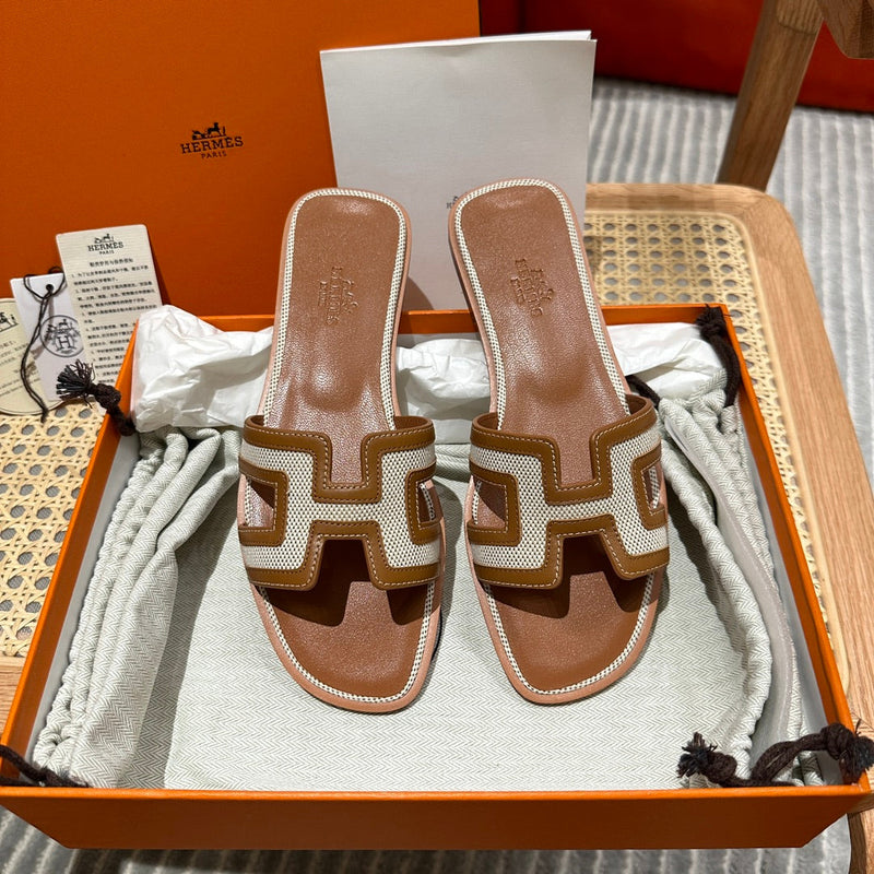 Sandália Hermès