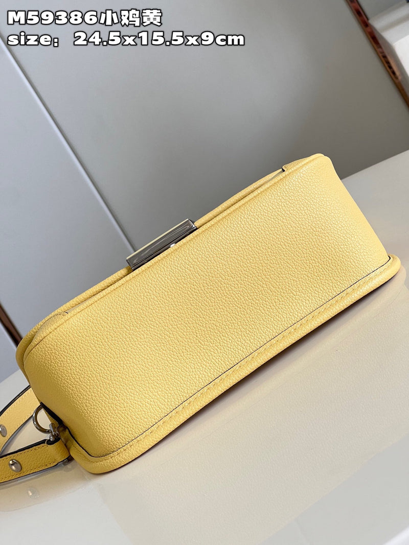 Bolsa Louis Vuitton Buci