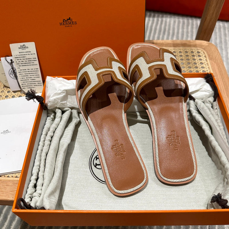 Sandália Hermès