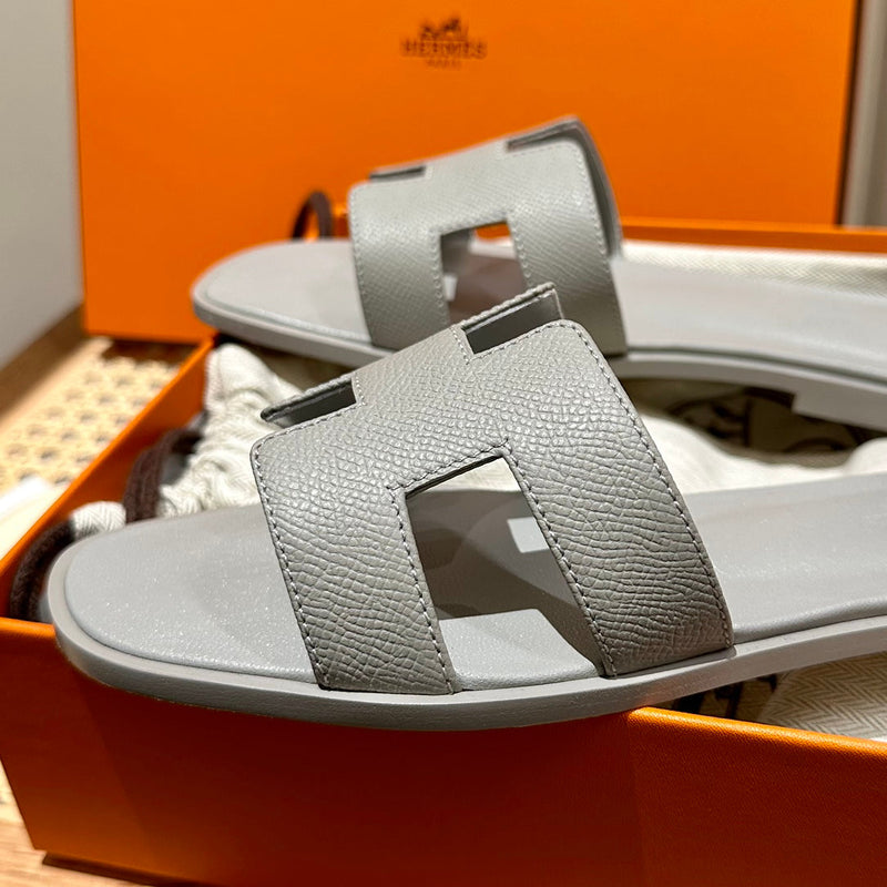 Sandália Hermès