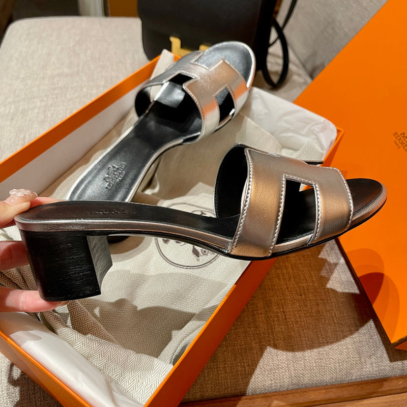 Sandália Hermès