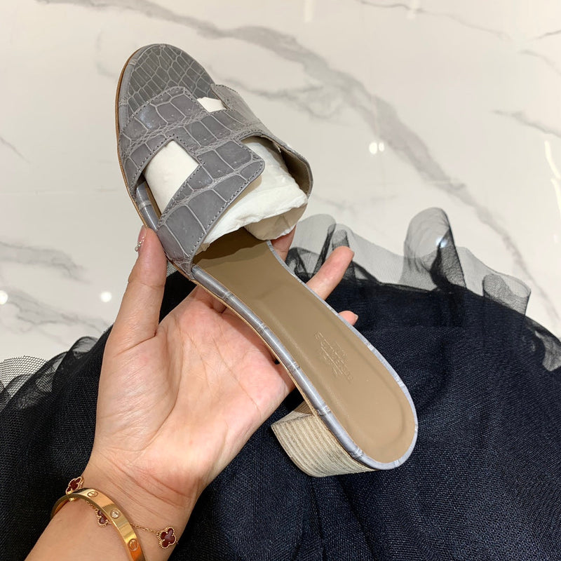Sandália Hermès