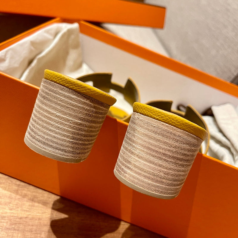 Sandália Hermès