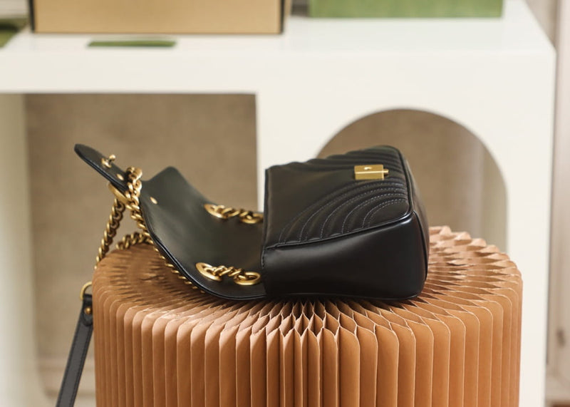 Bolsa Gucci Marmont Média