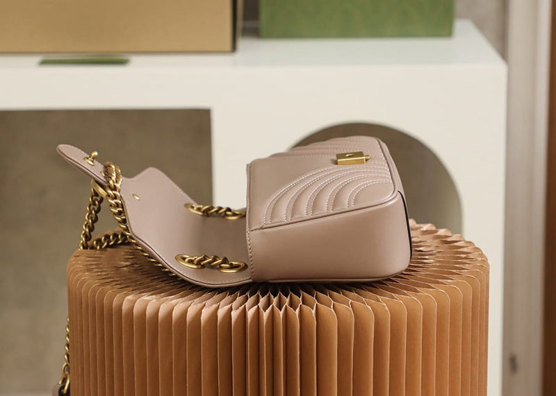 Bolsa Gucci Marmont Média