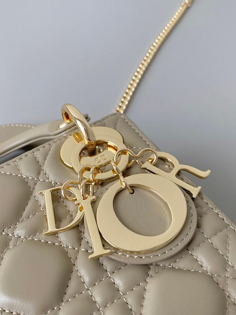 Bolsa Dior LADY 17CM DIOR