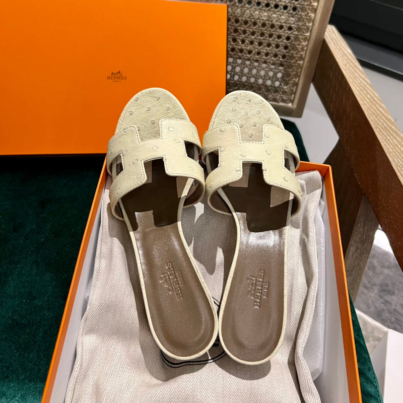 Sandália Hermès
