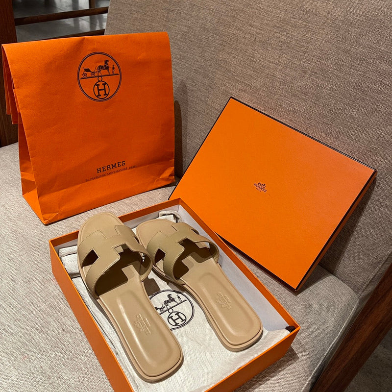 Sandália Hermès