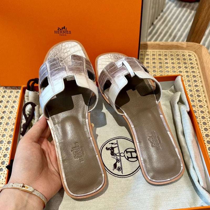 Sandália Hermès