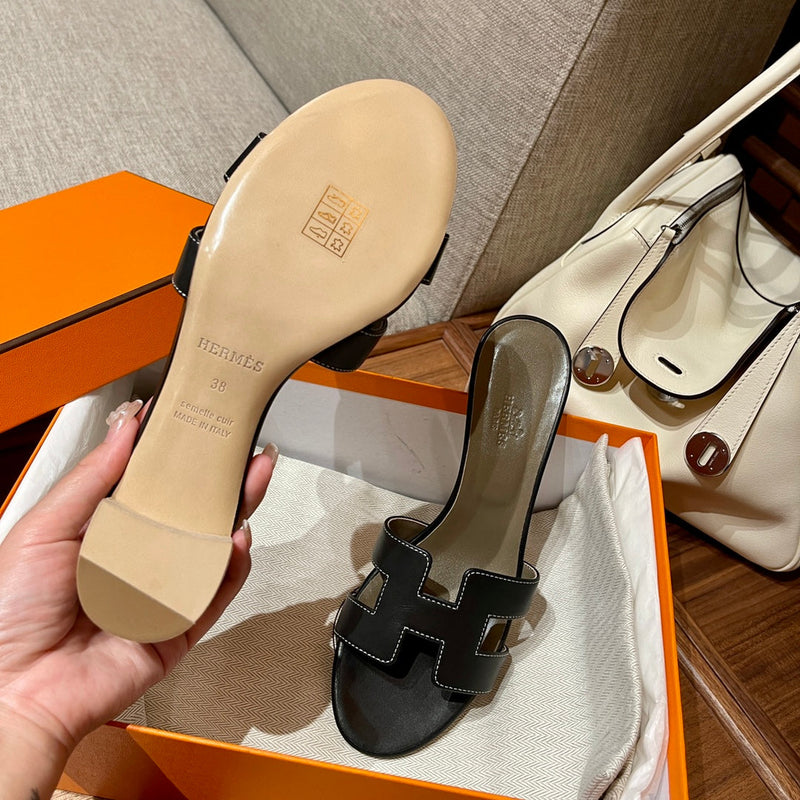 Sandália Hermès