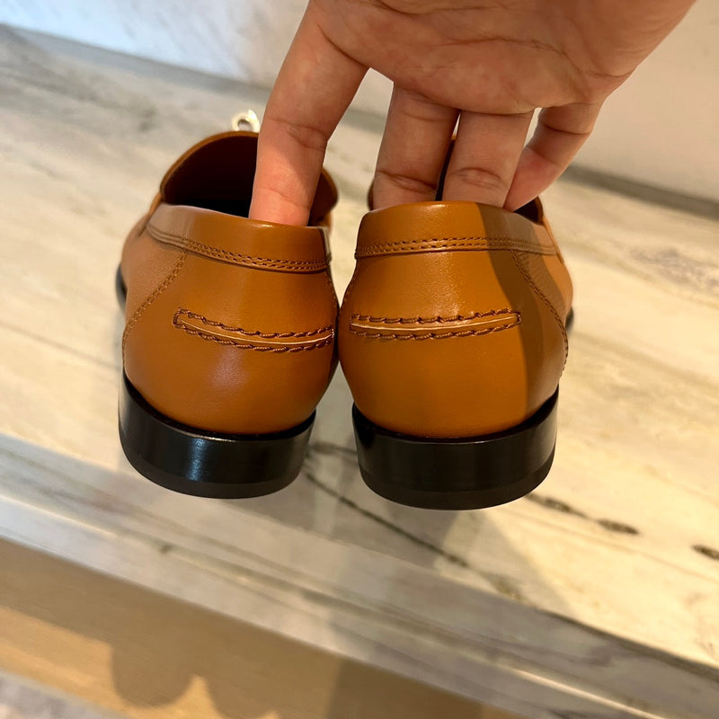 Sandália Hermès