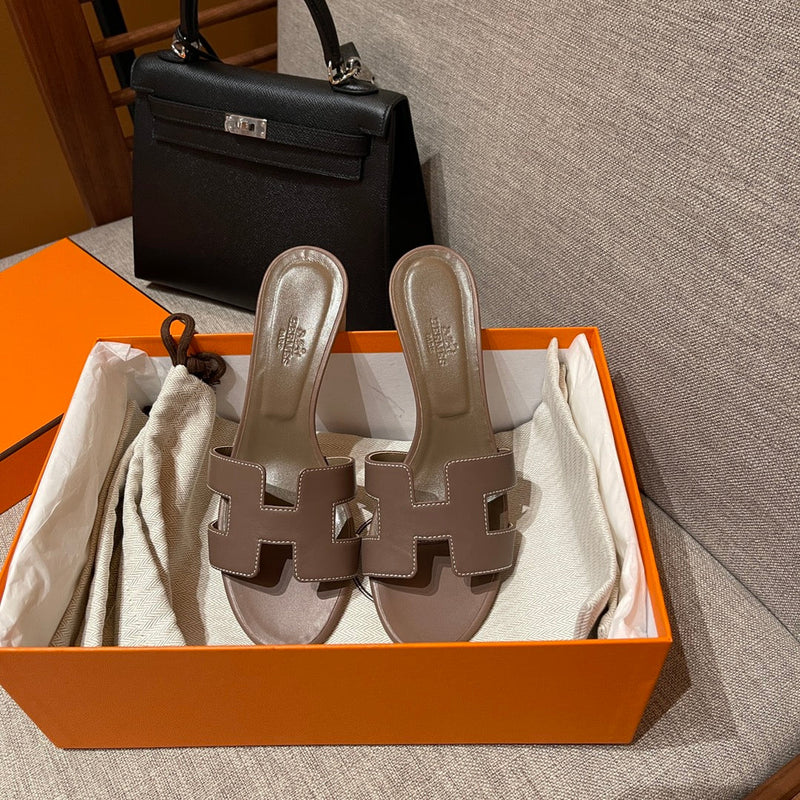 Sandália Hermès