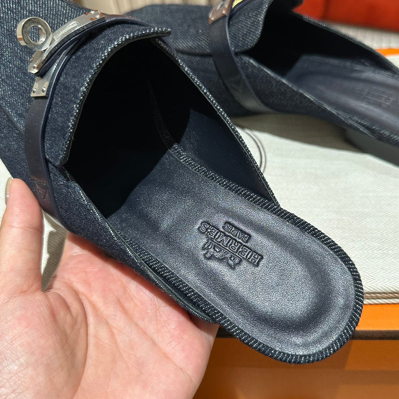 Sandália Hermès