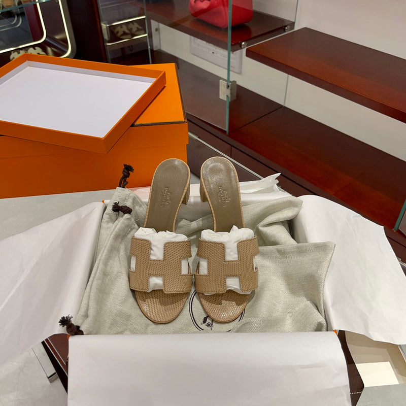 Sandália Hermès