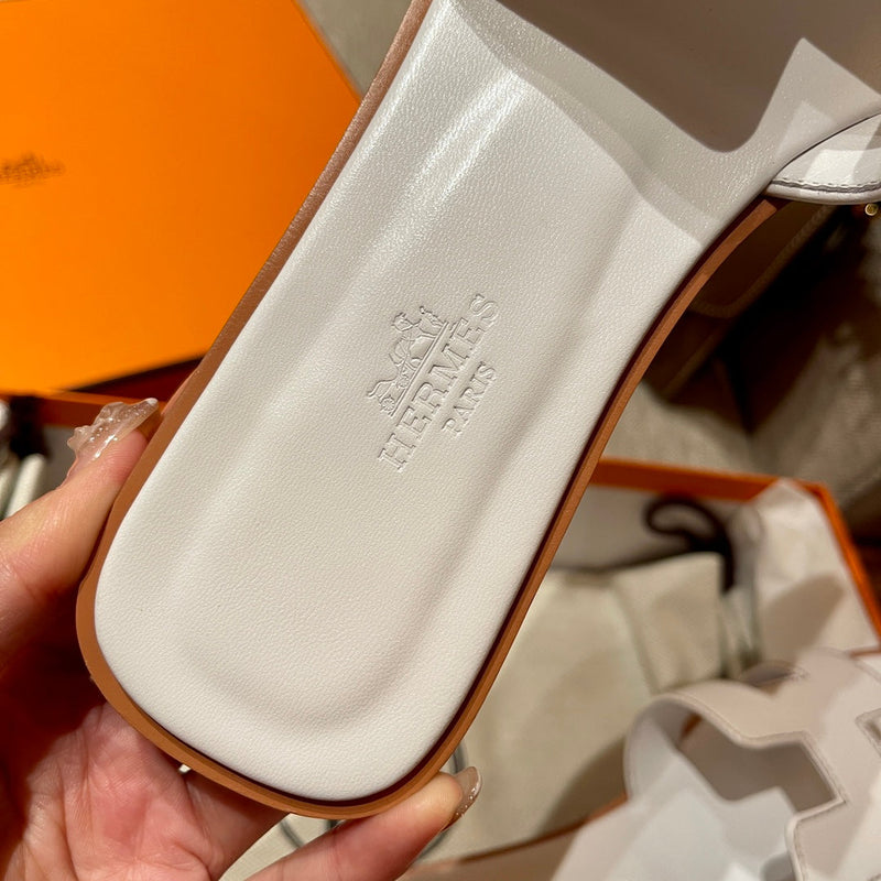 Sandália Hermès
