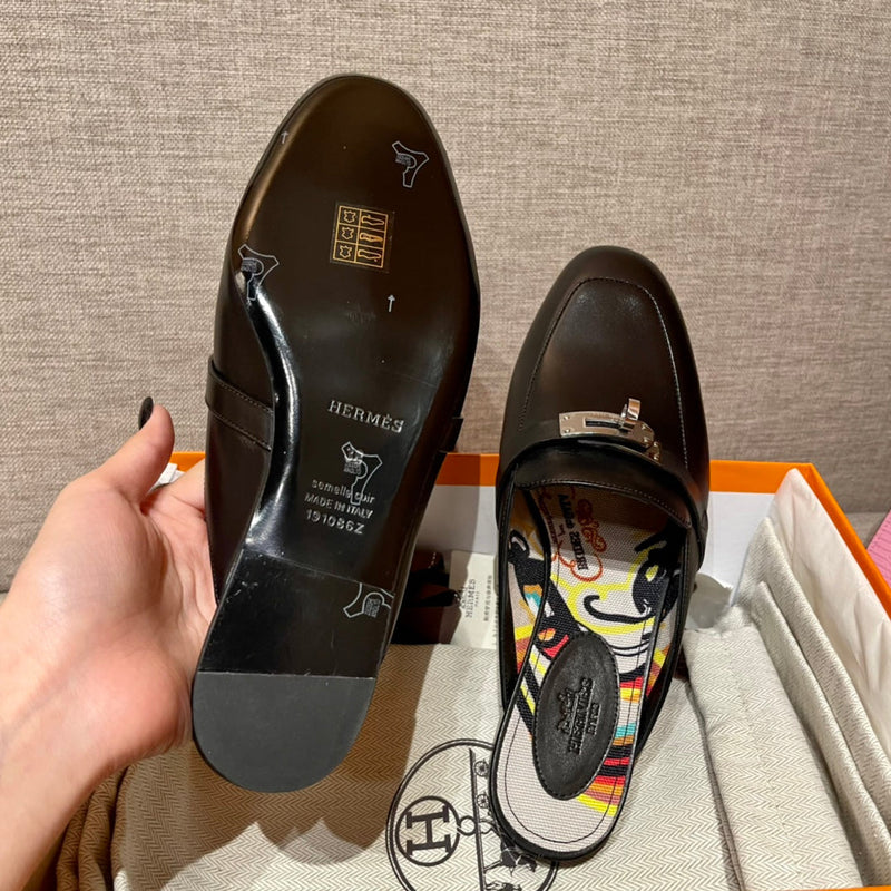 Sandália Hermès