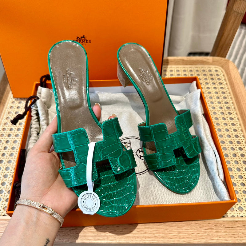 Sandália Hermès
