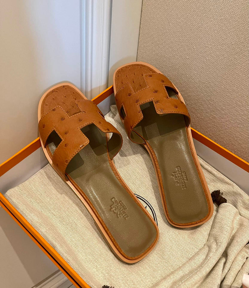Sandália Hermès