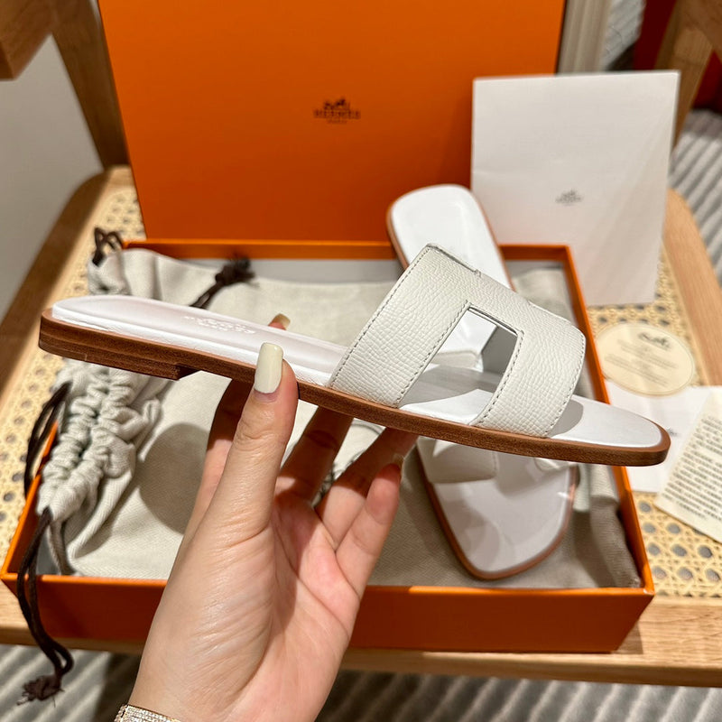 Sandália Hermès