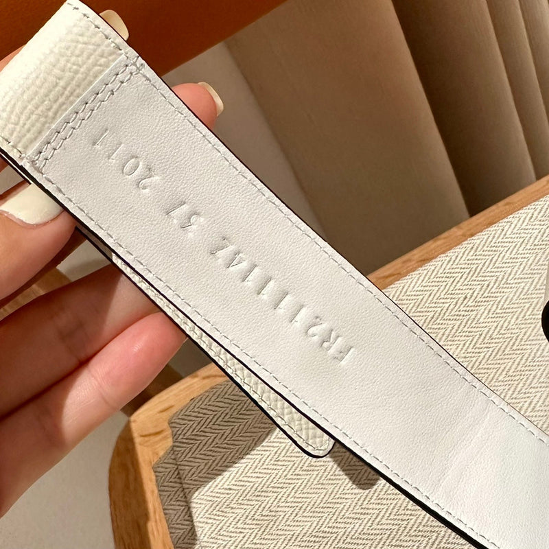 Sandália Hermès