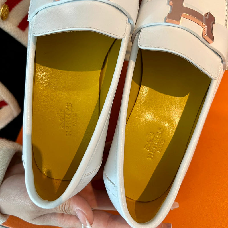 Sandália Hermès