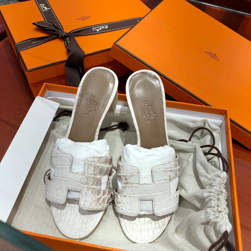 Sandália Hermès