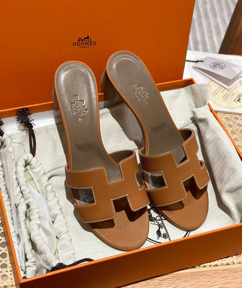 Sandália Hermès