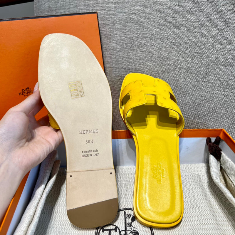 Sandália Hermès